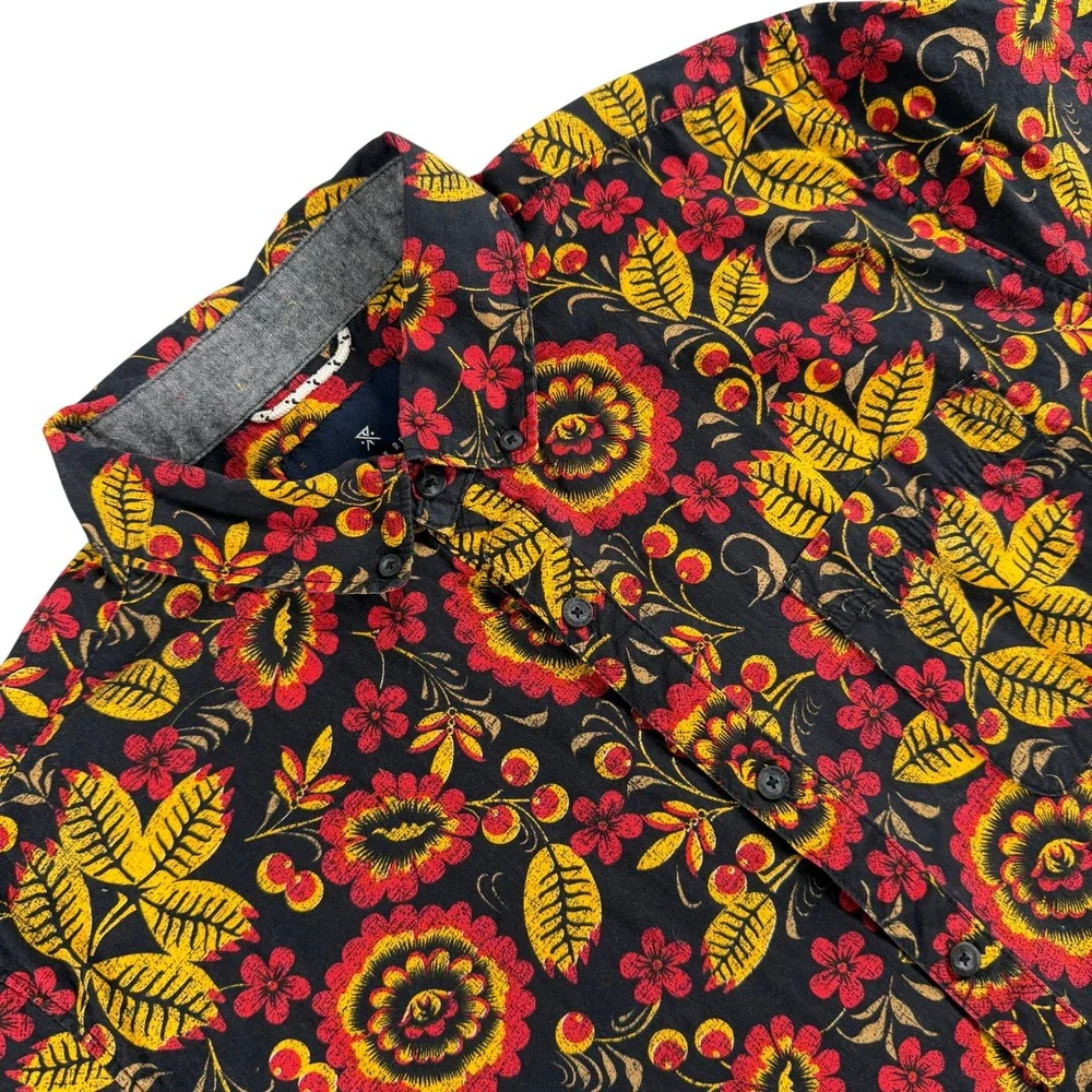 The Roark Revival Shirt Mens L Black Floral Short Sleeve Artifacts of Adventure - Picture 1 of 11